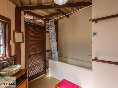 9 / 564 Byrrill Creek Road, Byrrill Creek