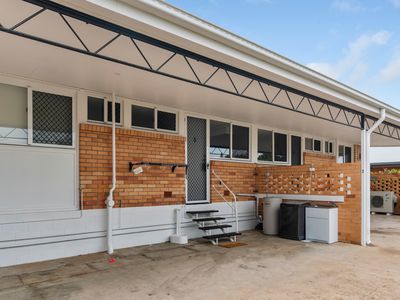 3 / 2 Burke Street, North Ward