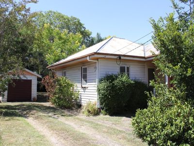 24 Russell Street, Silkstone