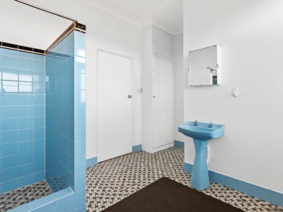 4 / 5 First Avenue South Avenue, Warrawong