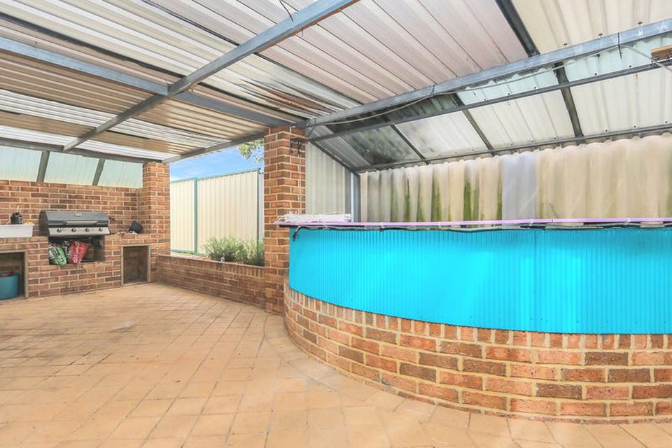 6 Coorong Turn , Warnbro