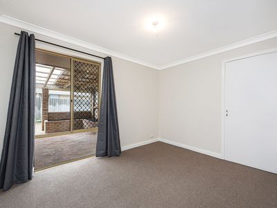 9 Hartland Way, Warnbro