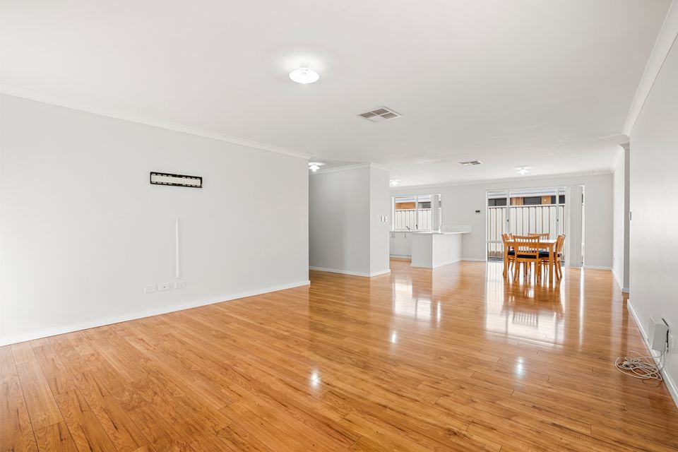 294 Pebble Beach Blvd, Meadow Springs