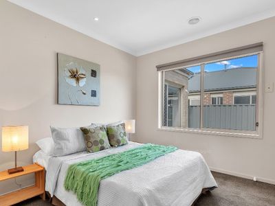 12 Clematis Crescent, Manor Lakes