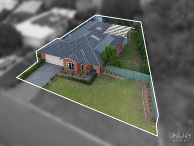 16 SILKYOAK COURT, Albury