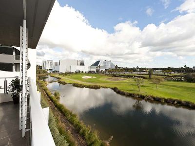 22 / 39 Bow River Cresc, Burswood