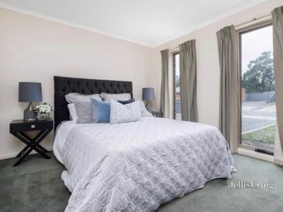 9 Jemacra Place, Mount Clear