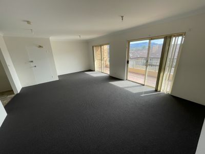 8 / 31-33 Mercury Street, Wollongong