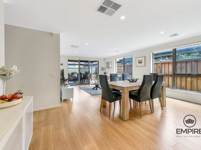 8 Invermay Way, Clyde