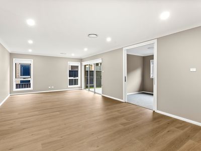 241 Ashburton Drive, Albion Park