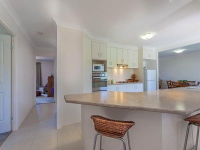 11 Debbie Court, Highfields