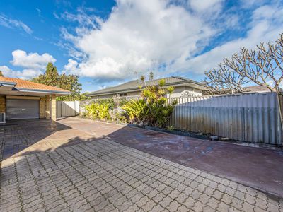 161 Safety Bay Road, Shoalwater