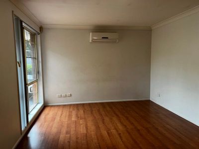 17B Robert Road, Casula