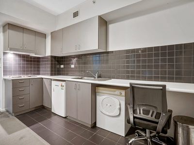 616 / 39 LONSDALE STREET, Melbourne