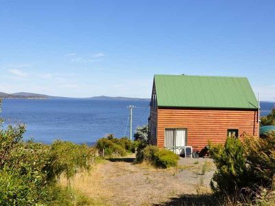 5206 Channel Highway, Gordon