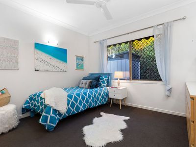 9 Red Gum Crescent, Wakerley