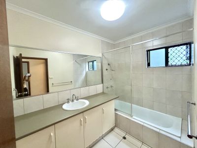 4 / 90 Martyn Street, Parramatta Park