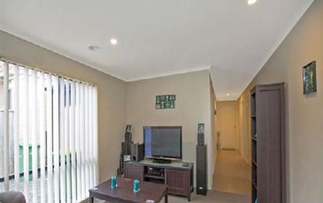 66 Tipperary Circuit, Pakenham