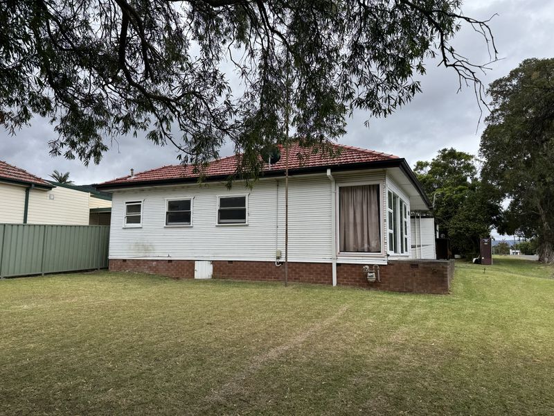 8 Douglas Road, Fernhill