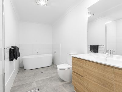 2 / 221a Maitland Street, Kurri Kurri