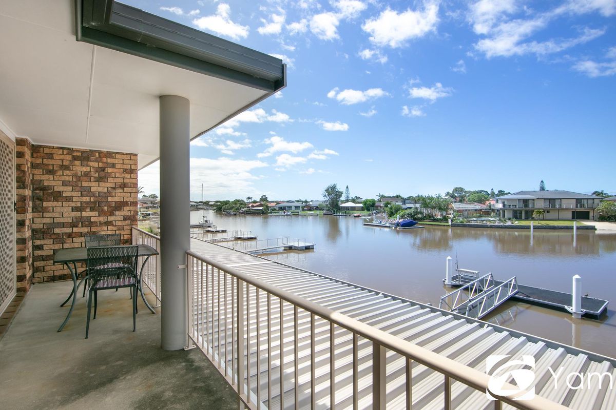 1 / 28 The Mainbrace, Yamba