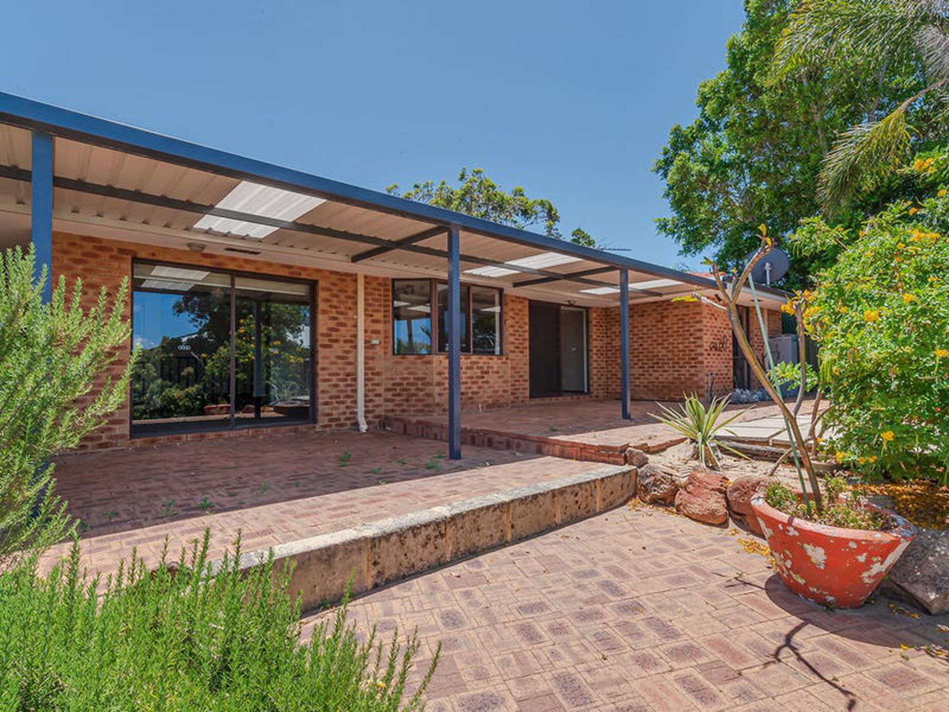 144 Warwick Road, Duncraig