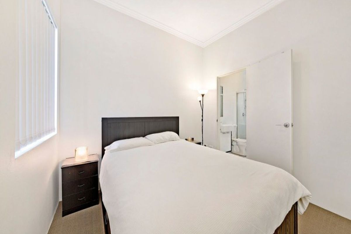 49 / 28 Marlborough Road, Homebush West