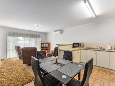 4 / 7 BONSHOR STREET, Millicent