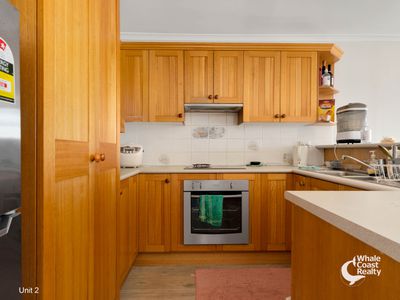 378 Beach Road, Batehaven