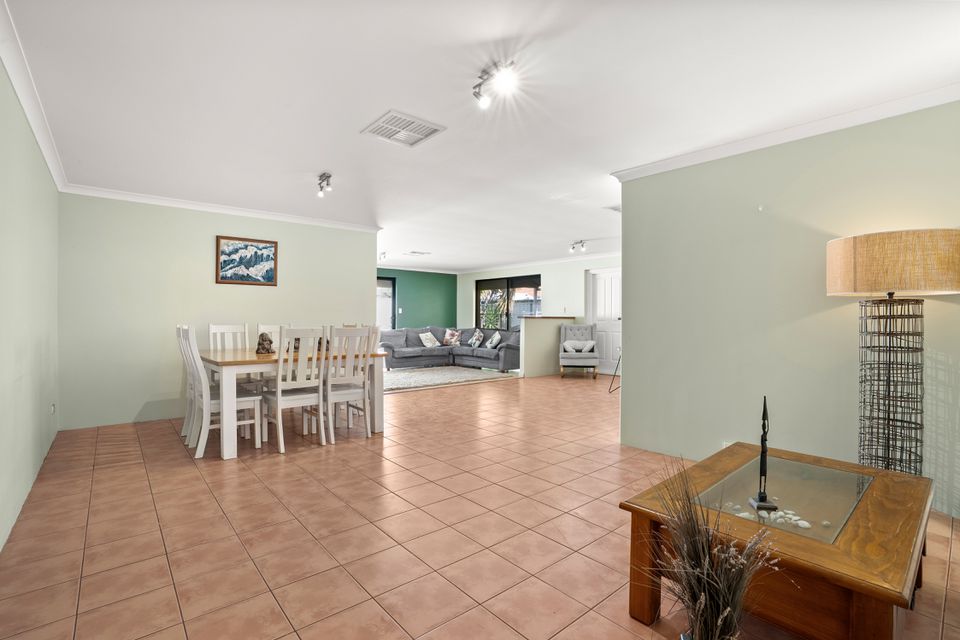 25 Seawind Drive, Rockingham