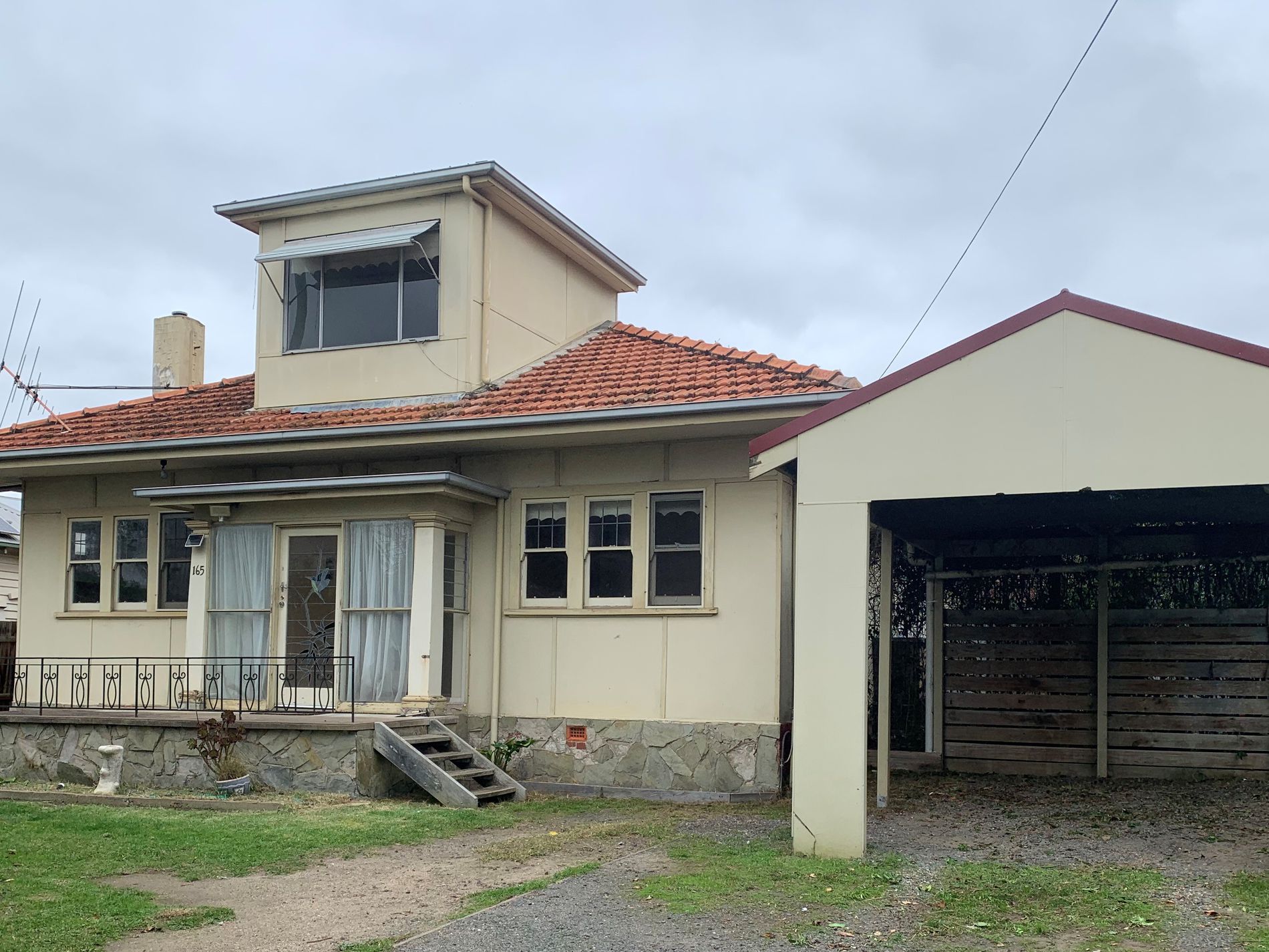 1 / 165 Minerva Road, Newtown