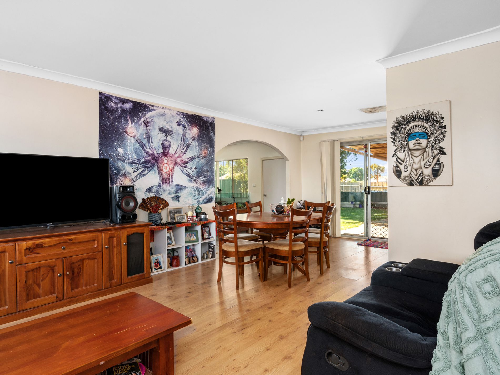 131 Bourke Street, Piccadilly