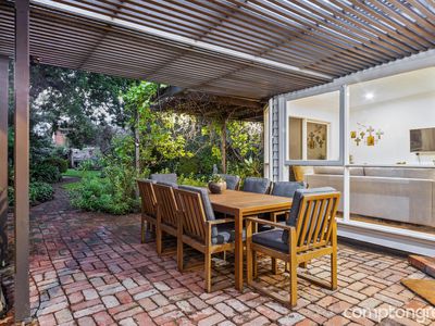 112 Railway Place, Williamstown
