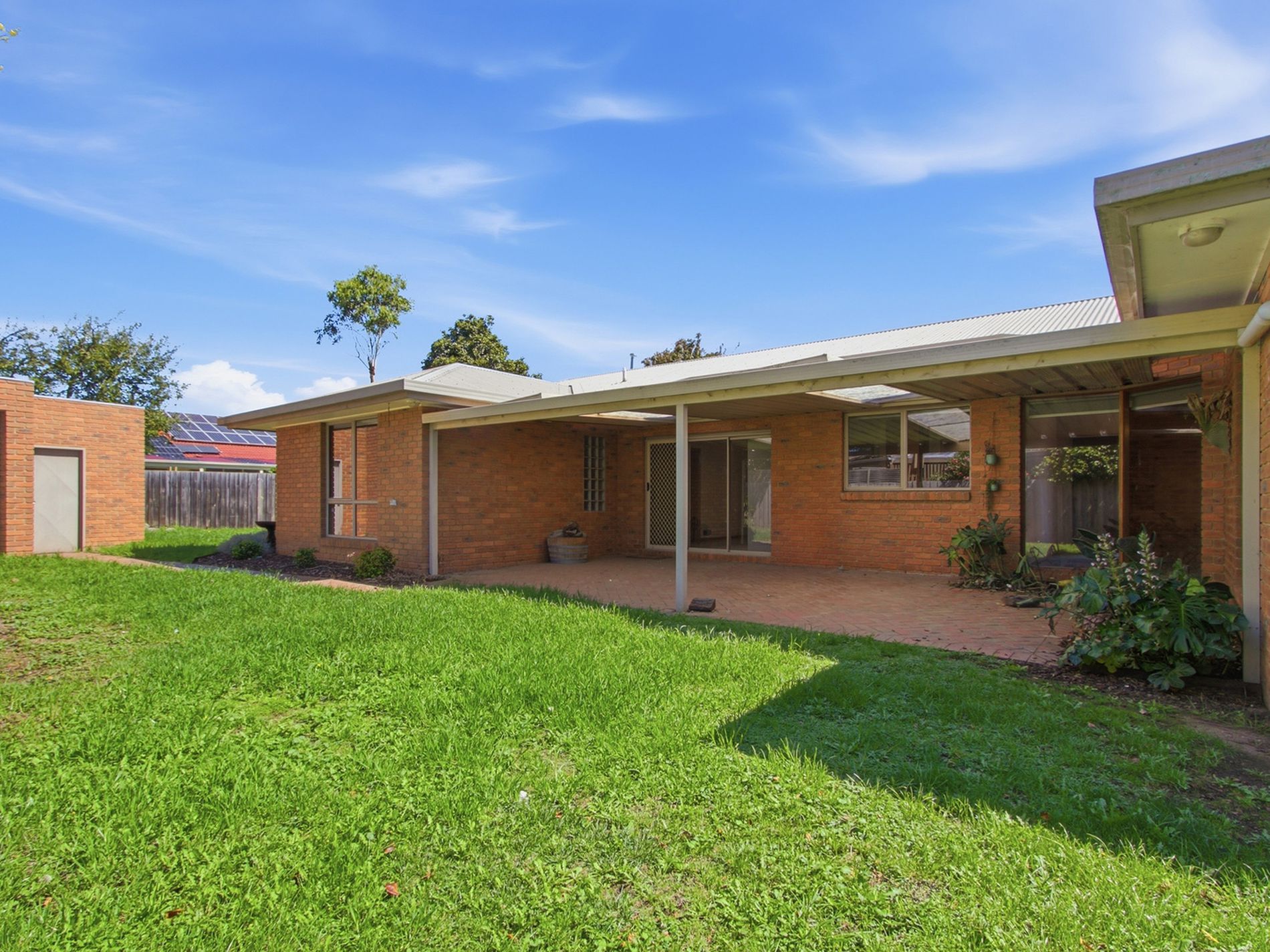 4 Victoria Close, Sale