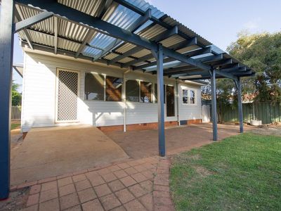25 Crown Street, Dubbo