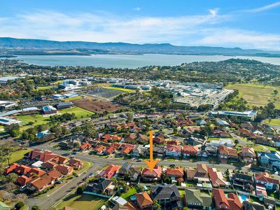 32 Glider Avenue, Blackbutt