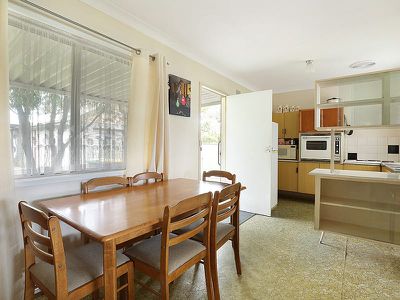 67 Parkes Street, Oak Flats