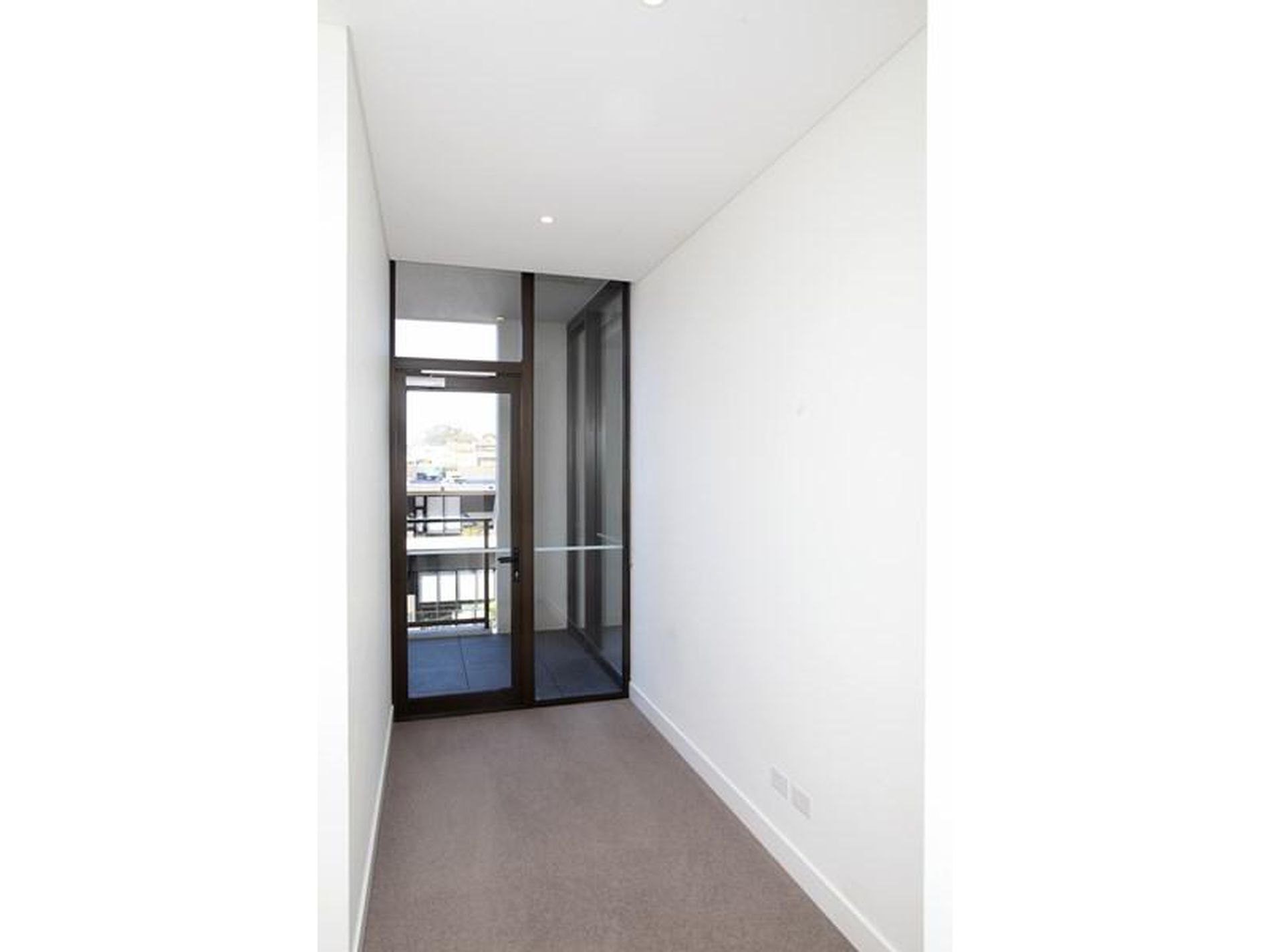 603 / 17 Grattan Close, Forest Lodge