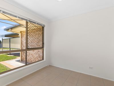 71 Matthews Way, Wakerley