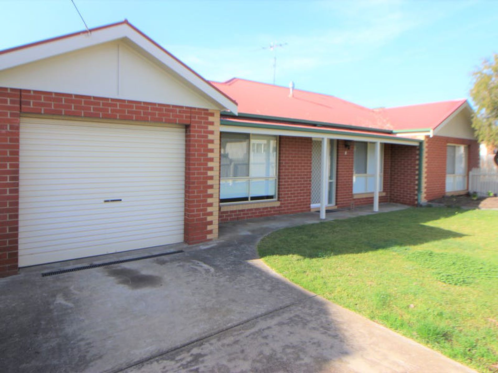 1 / 11 Griffen Street, Hamlyn Heights