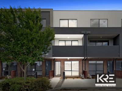 10 / 1 Village Way, Pakenham