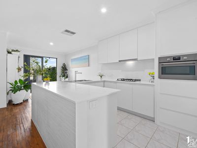 Unit 12 / 1 Waterside Dr, Dudley Park