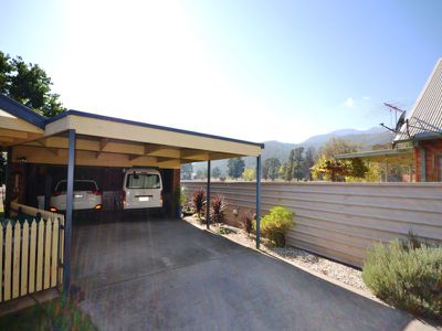 55 Valley Avenue , Mount Beauty