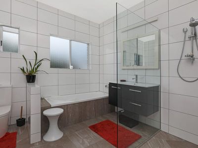 28 Ocean View Avenue, Mooloolaba