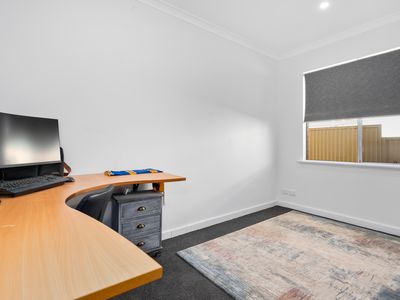 3B Eureka Street, Hannans