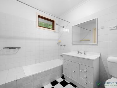 5A Gladys Avenue, Frenchs Forest