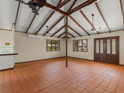 2 / 12 Glenister Loop, Cable Beach
