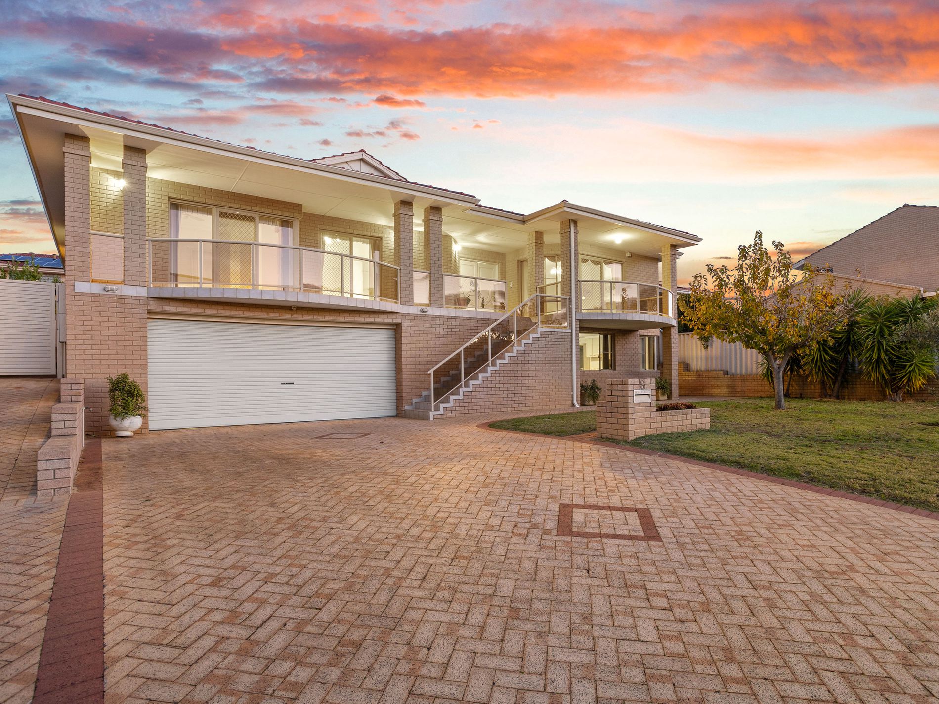 8 Rossiter Way, Winthrop