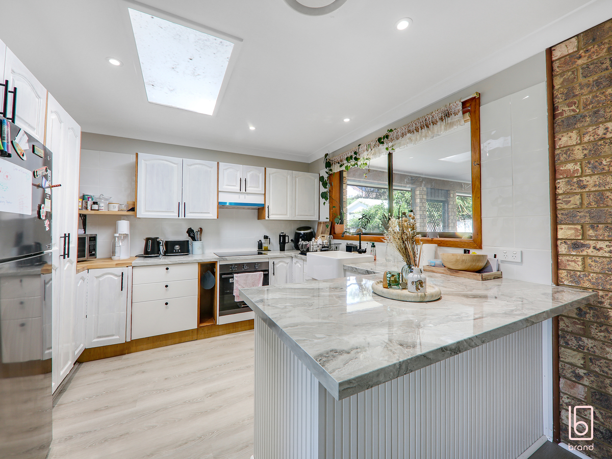 8 Queens Road, Lake Munmorah