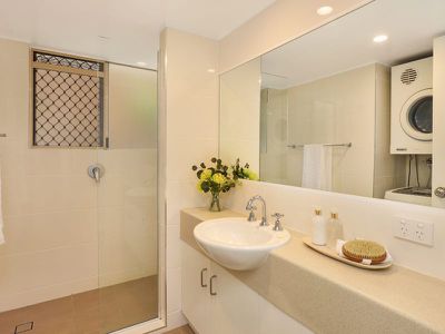 6 / 70-74 Parkyn Parade, Mooloolaba